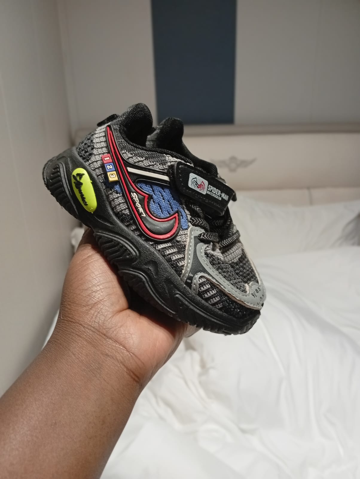 kids shoe